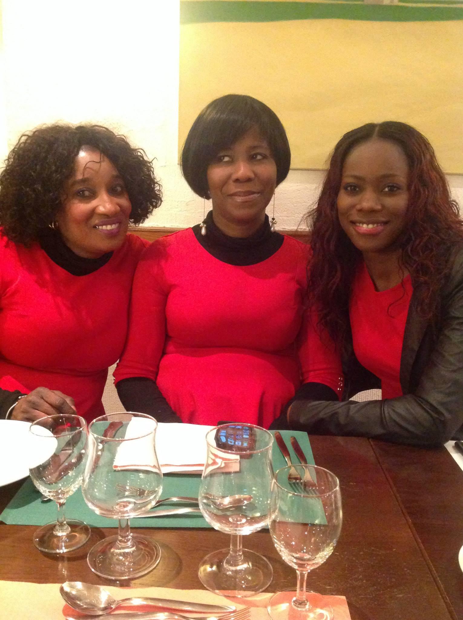 3 Ladies in red